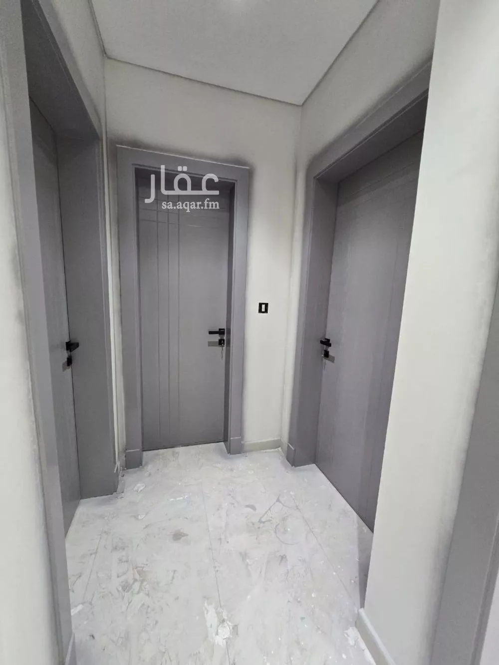 شقة 4 غرف في النزهة 4