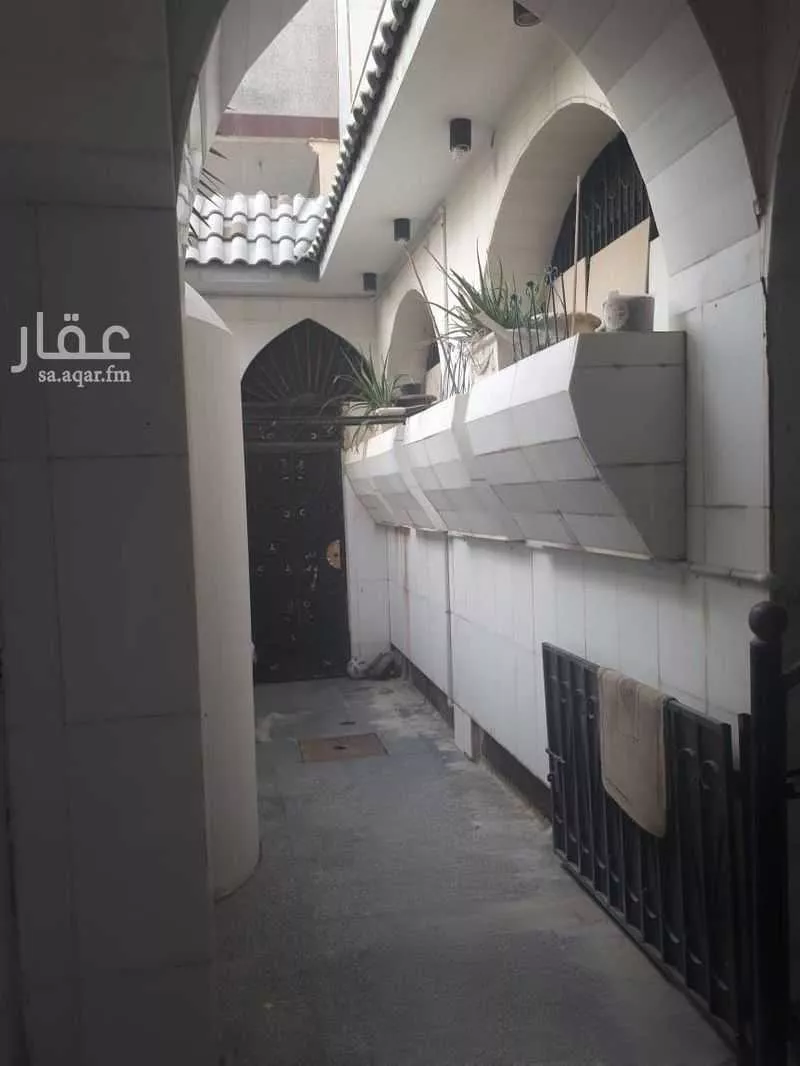 عمارة 400 م² في الزاهر 3