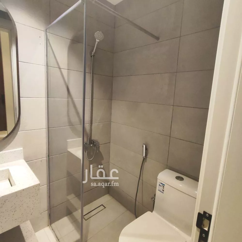 شقة 1 غرف في المونسية 4