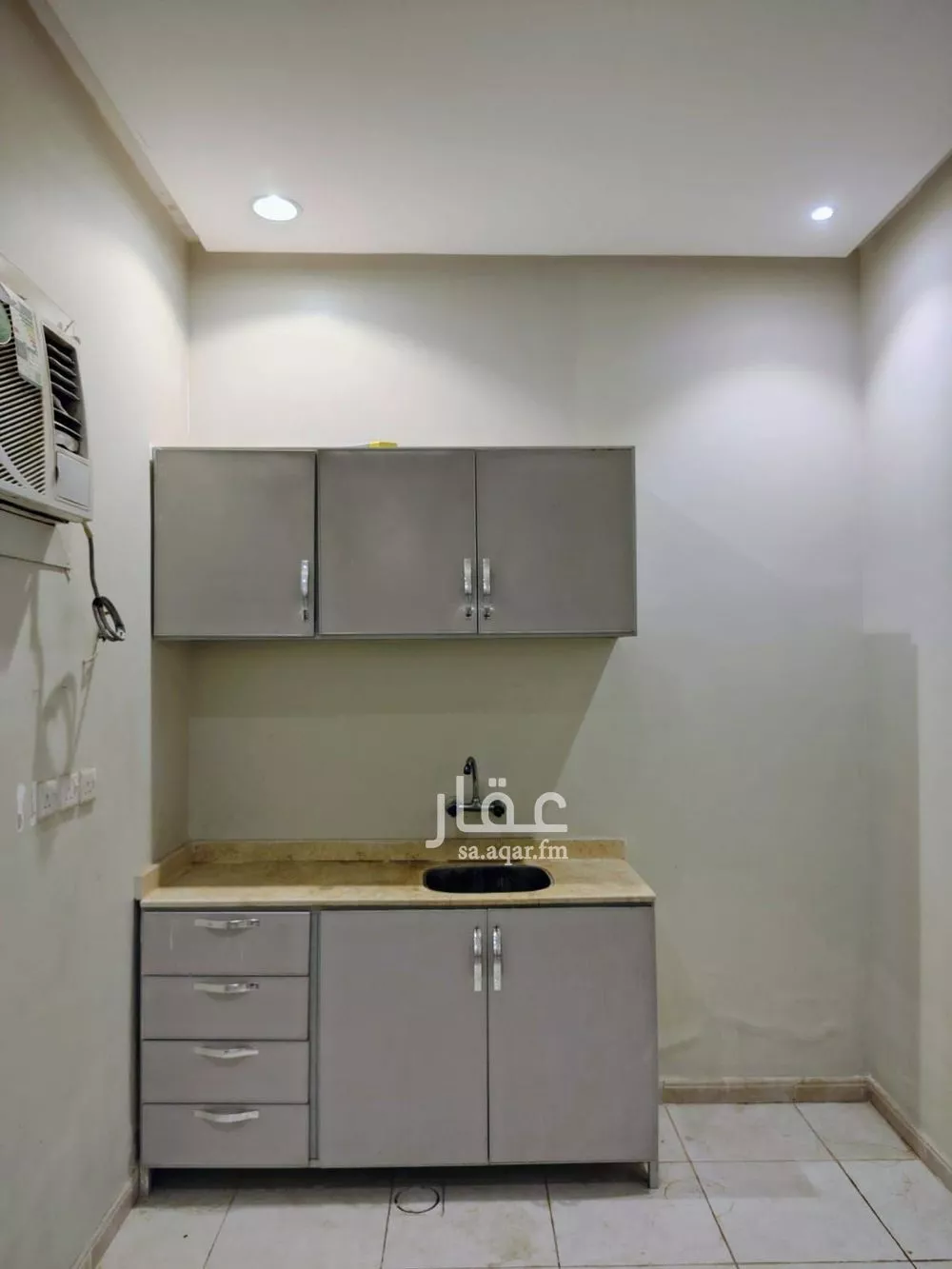 شقة 1 غرف في الرمال 3