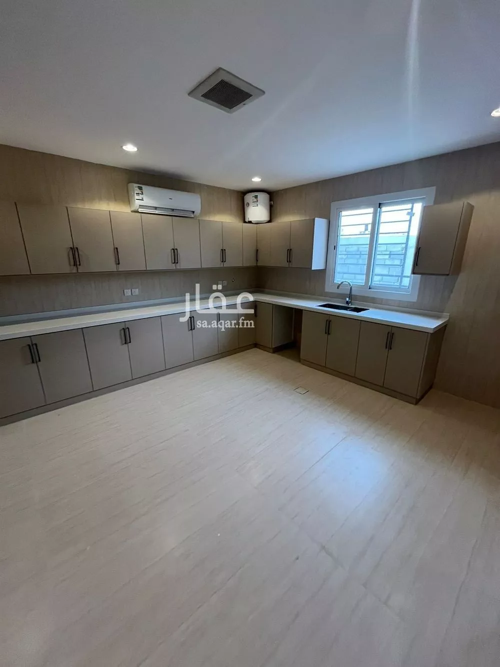 دور 3 غرف في العارض 1