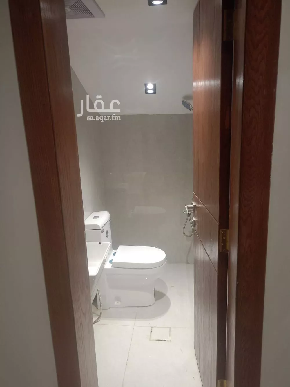 فيلا 4 غرف في الجنادرية 12