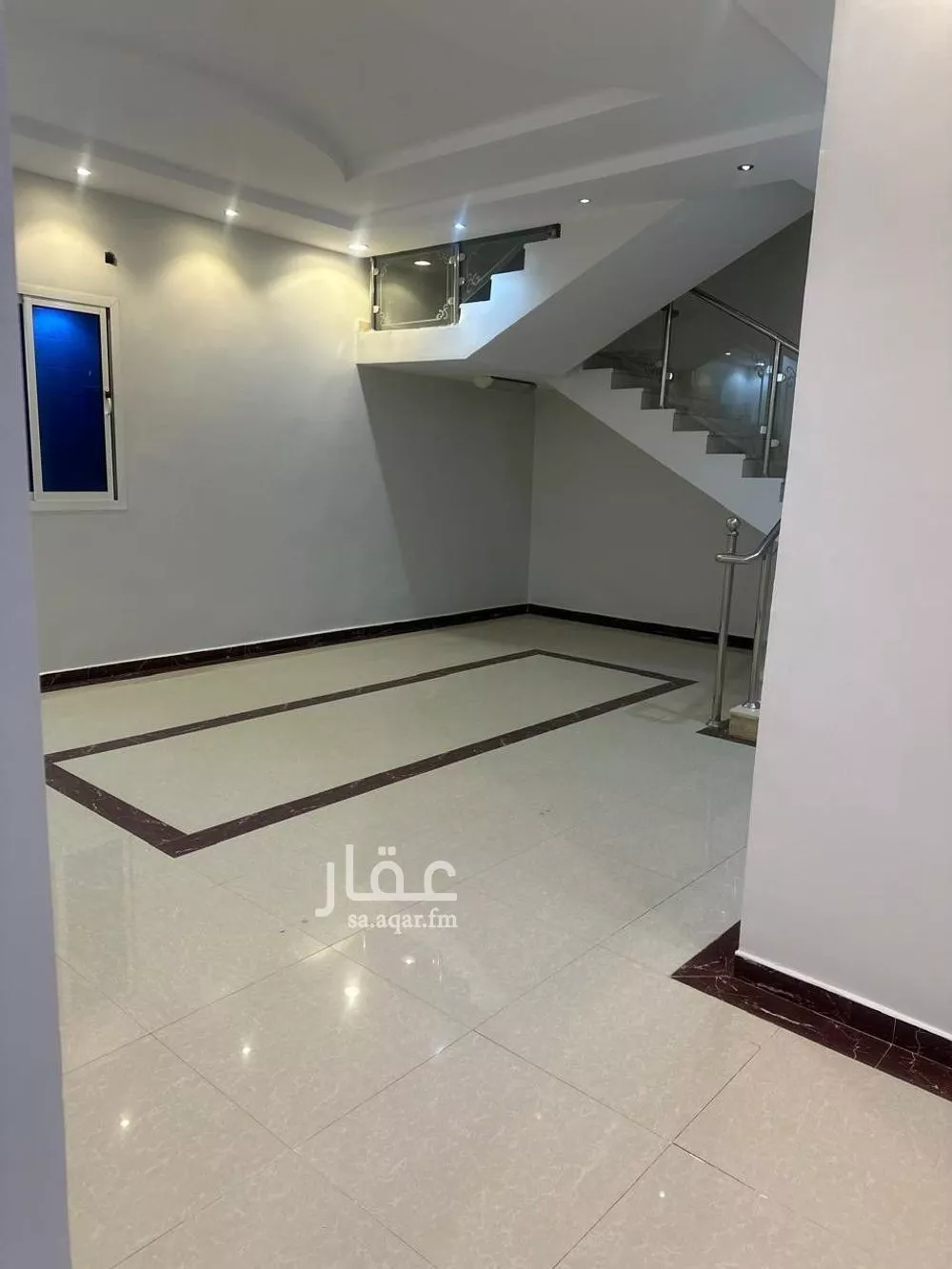 فيلا 4 غرف في الرمال 2