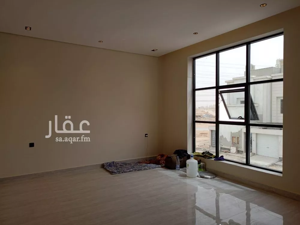 4 bedroom floor in Ash Sharq 6