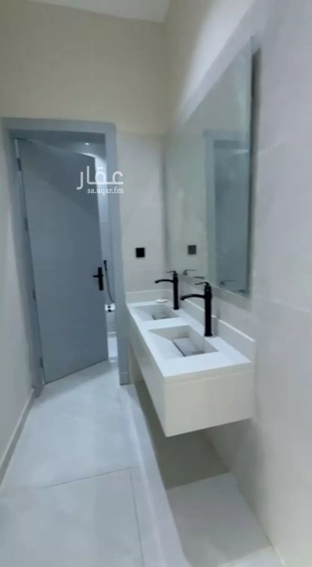 فيلا 4 غرف في بدر 5