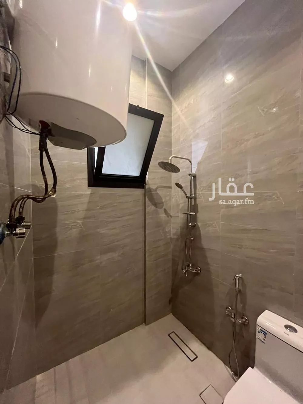 شقة 2 غرف في العارض 5