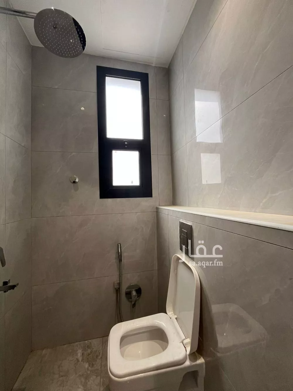 شقة 3 غرف في اشبيلية 4