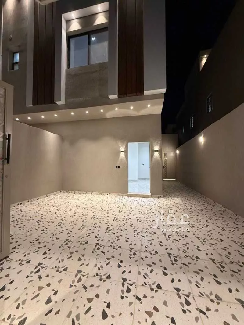 دور 4 غرف في طيبة