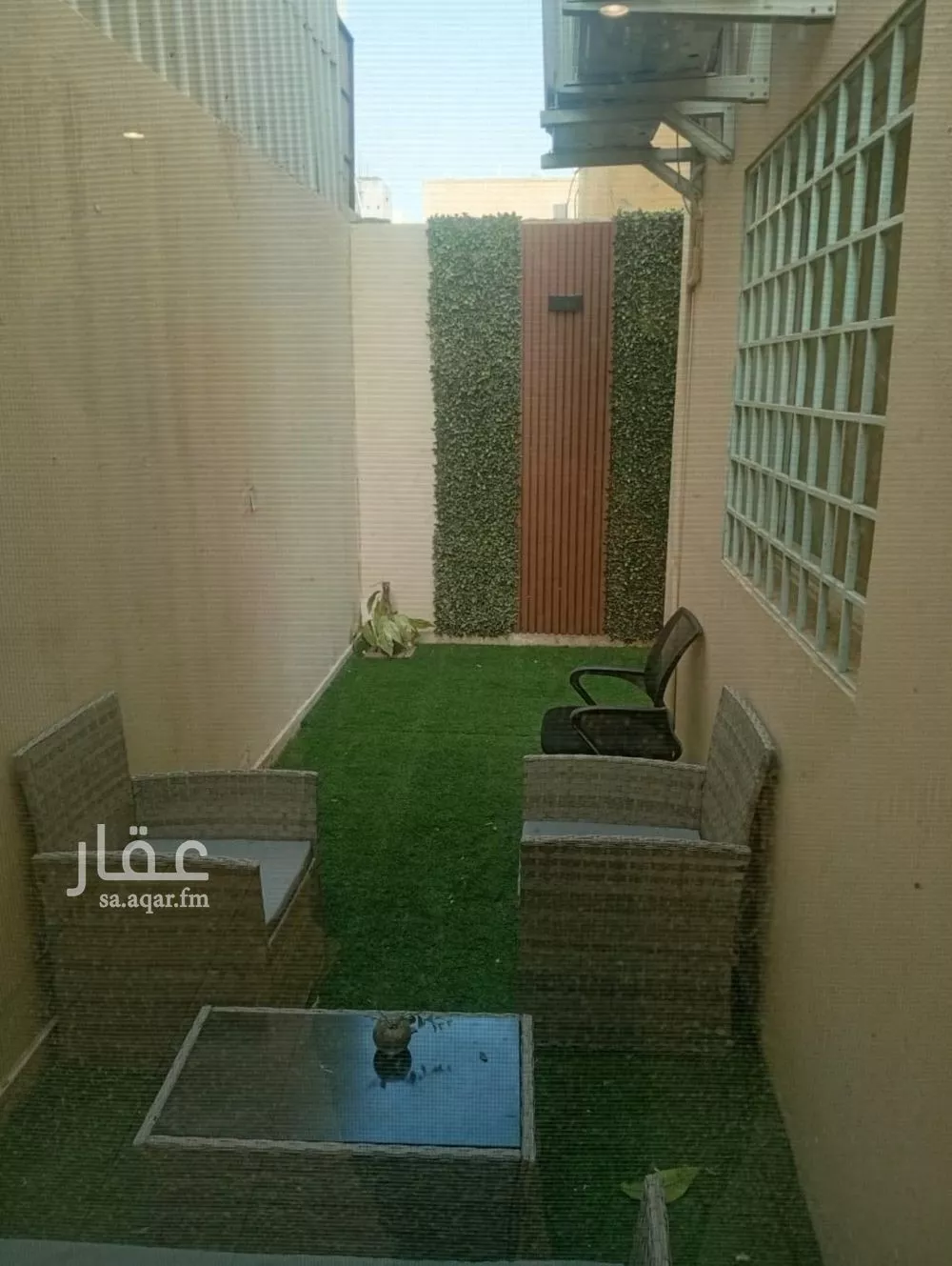 شقة 1 غرف في الملقا 3