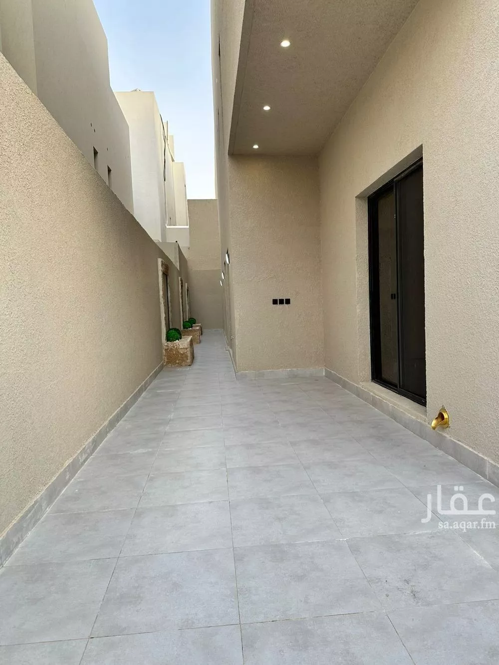 3 bedroom floor in Al Rimal 5