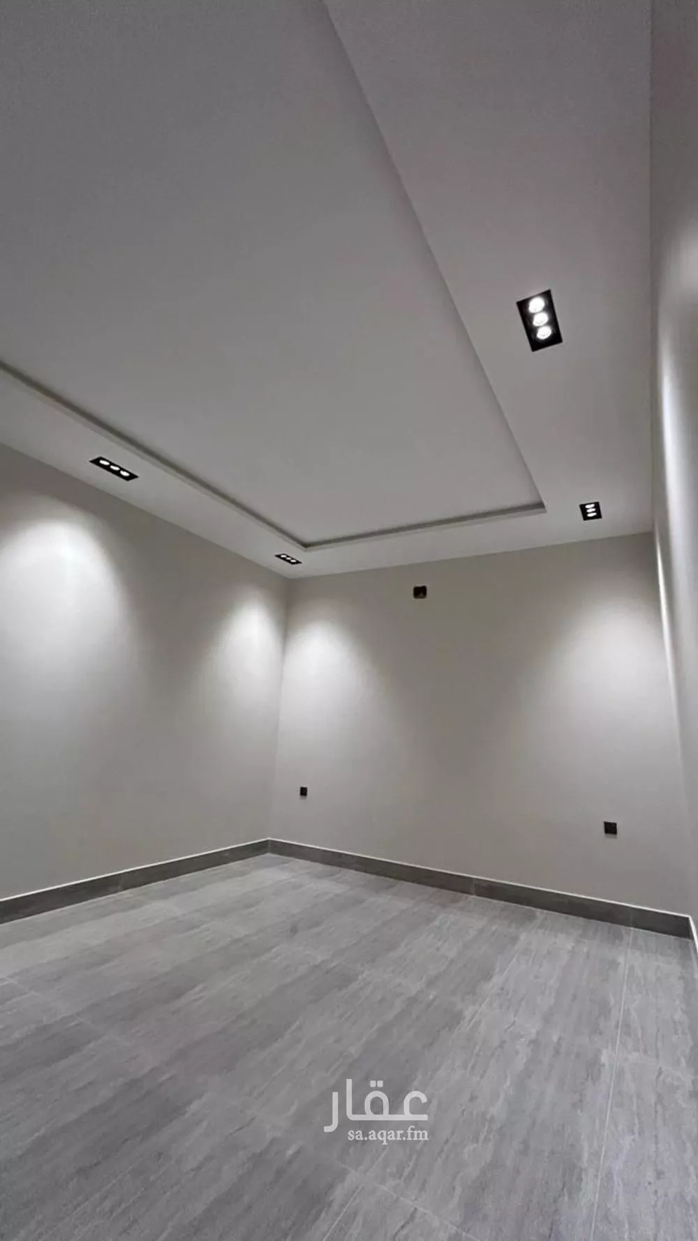 شقة 4 غرف في الرمال 1