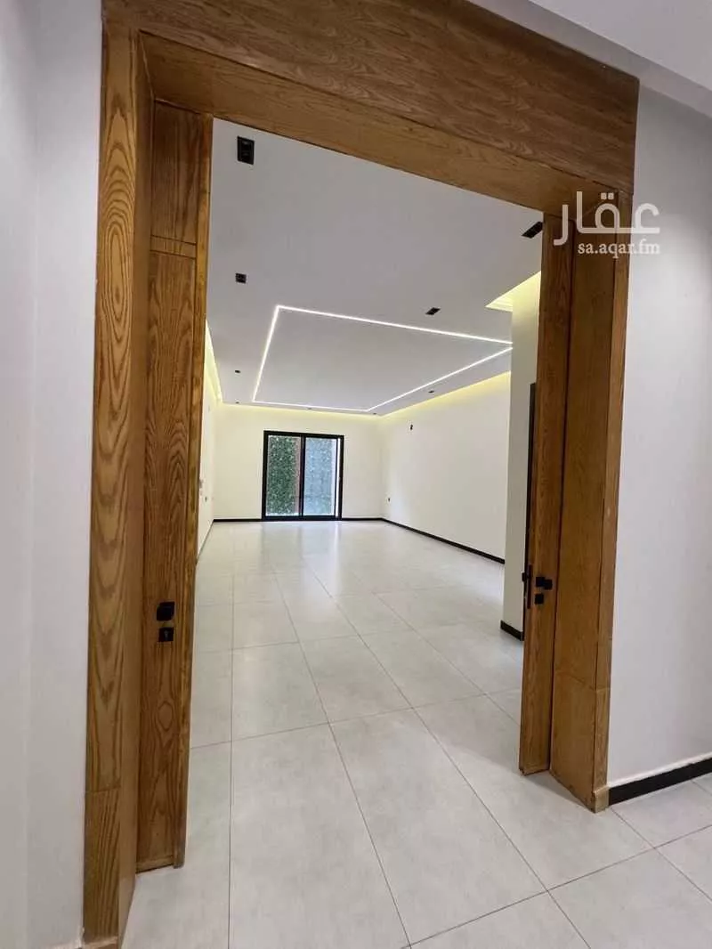 فيلا 4 غرف في الجنادرية 1