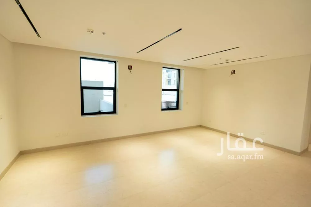 شقة 3 غرف في العارض 5