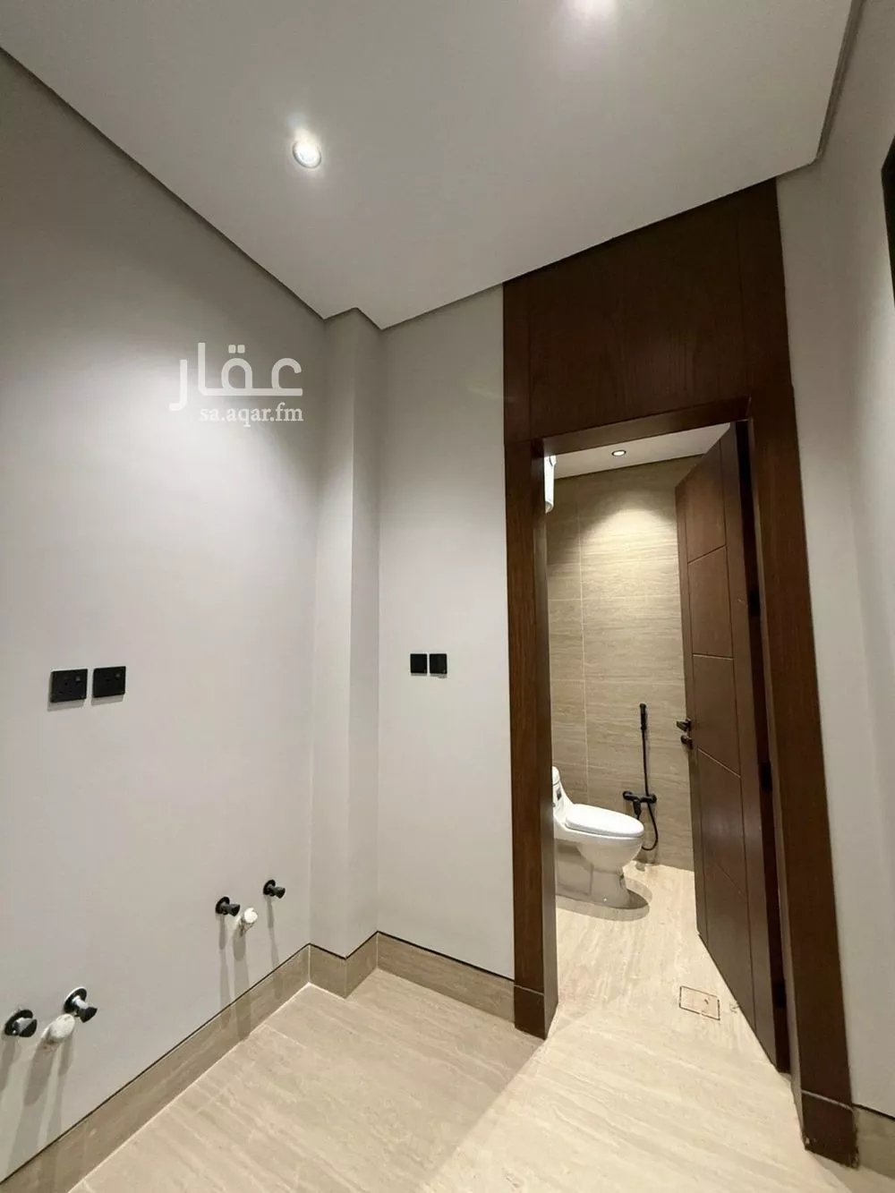 7 bedroom villa in Al Mahdiyyah, Riyadh 16