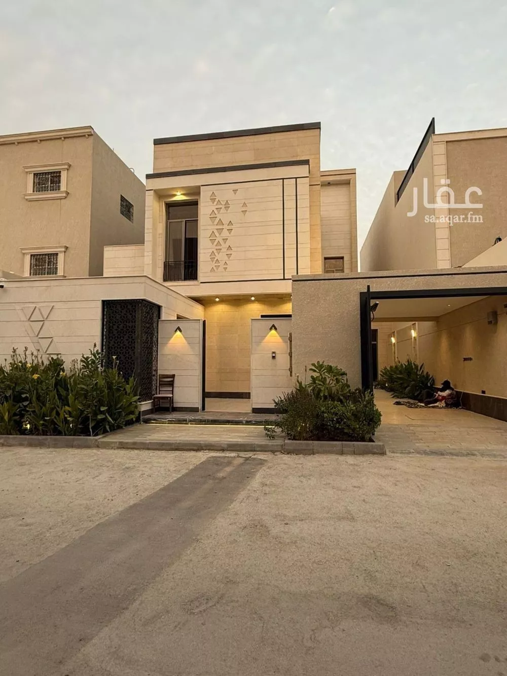 فيلا 7 غرف في المهدية 4