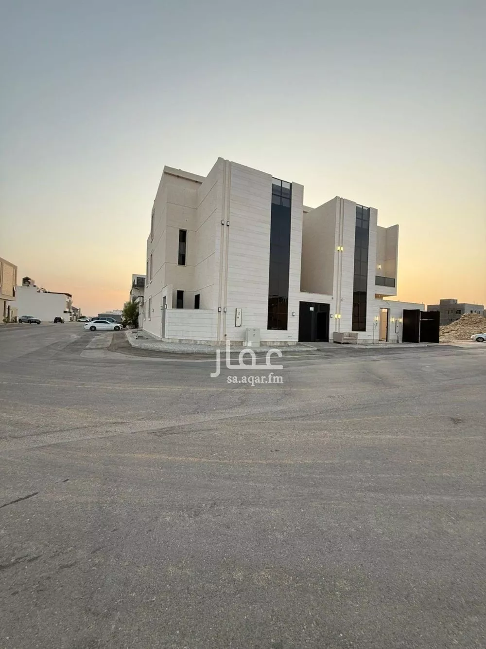 فيلا 7 غرف في المهدية 3