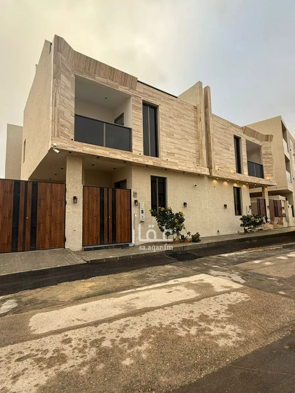 فيلا 8 غرف في المهدية 2