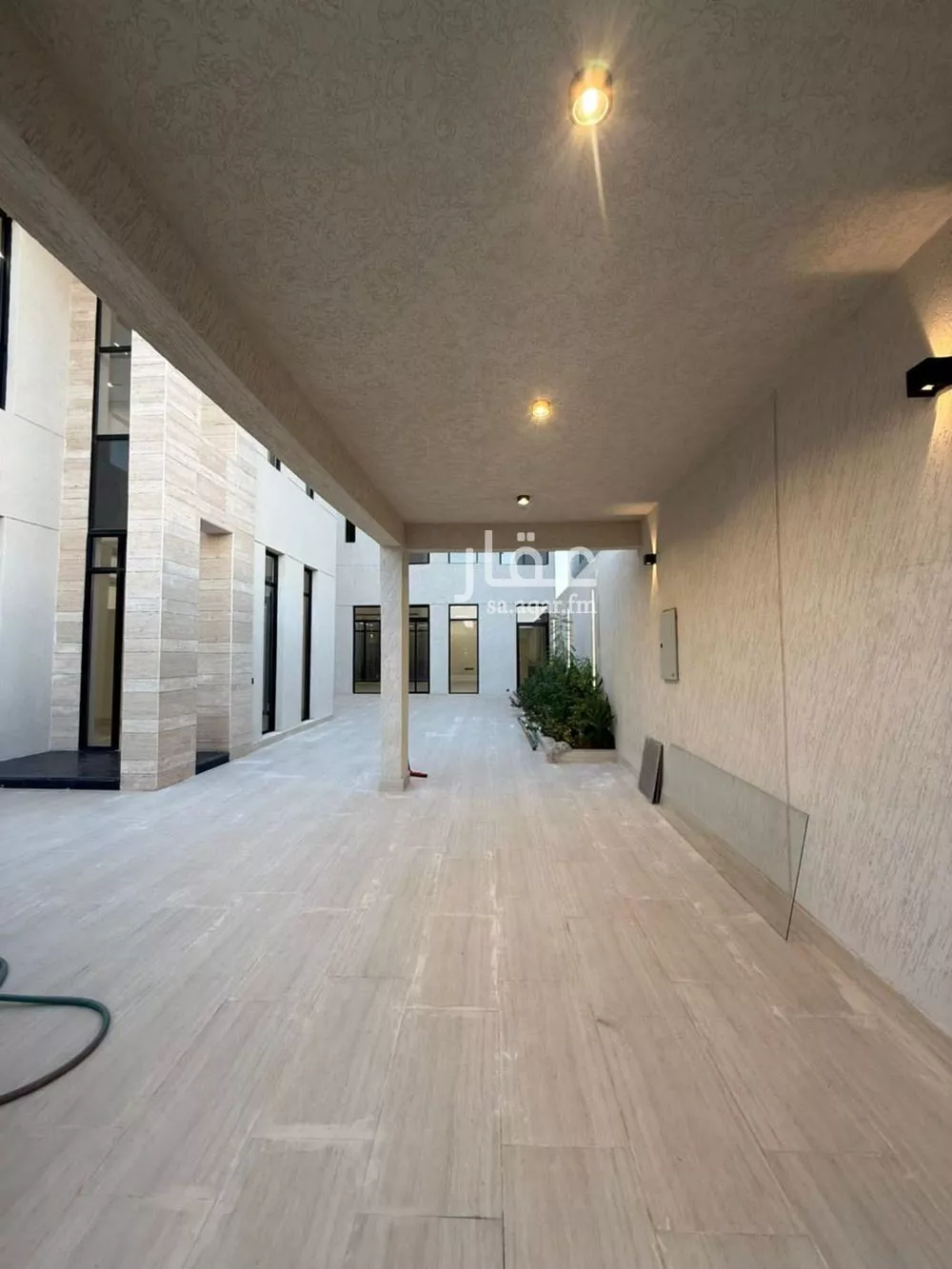 فيلا 8 غرف في المهدية 5