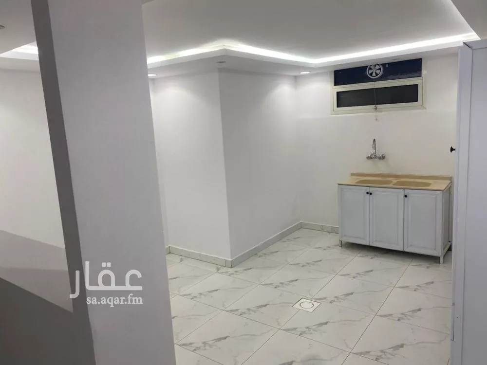 3 bedroom apartment in Al Yarmouk, Riyadh 6