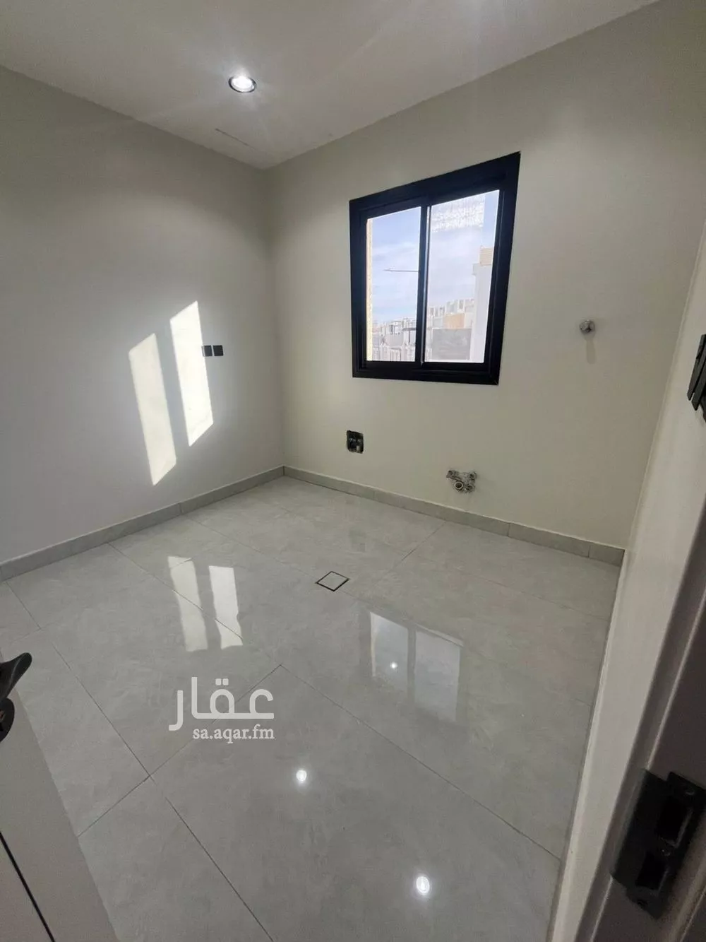 دور 4 غرف في الرمال 4