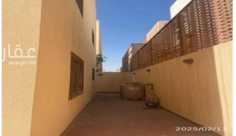 فيلا 6 غرف في الشاطئ الشرقي 4