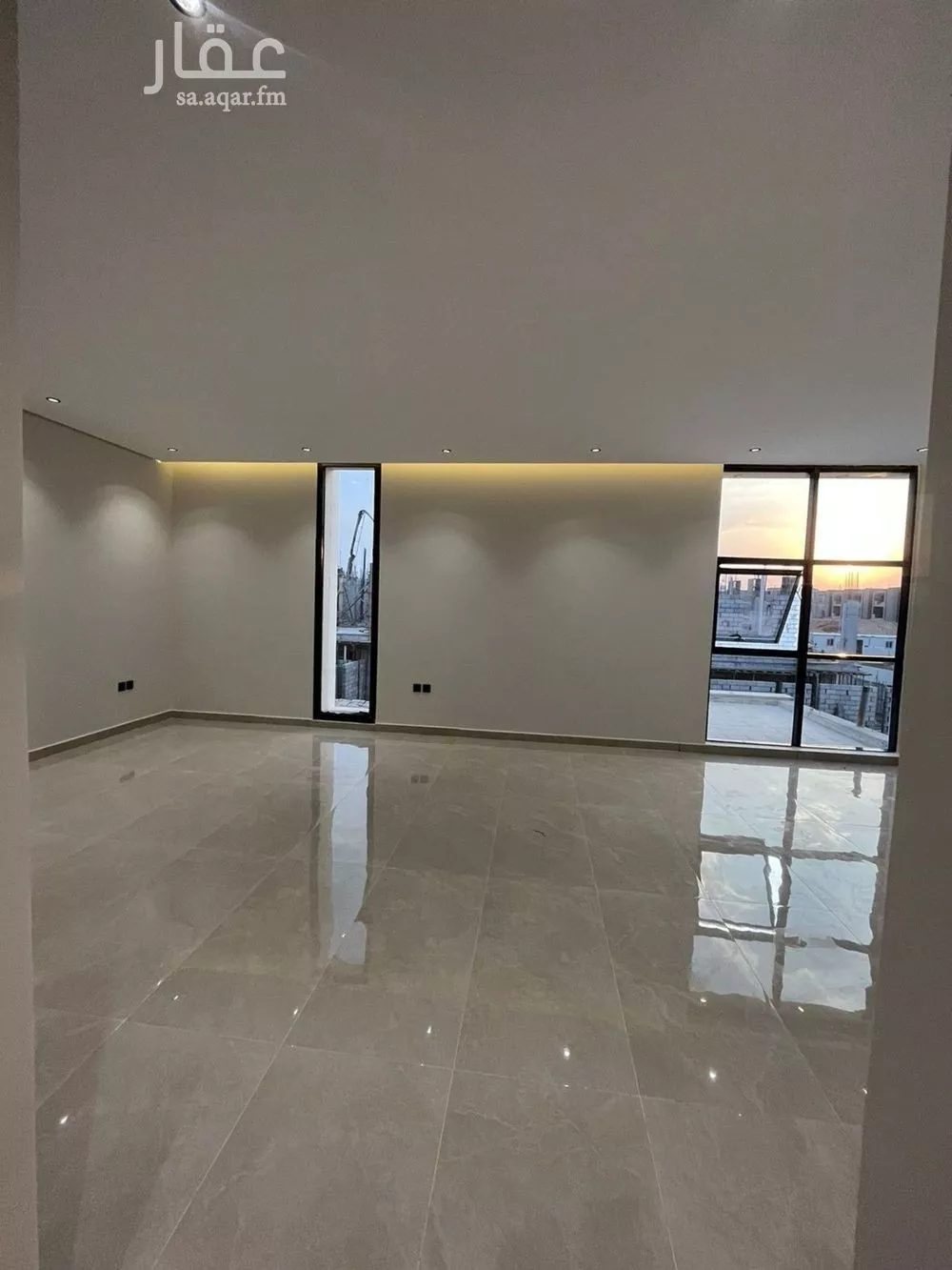 فيلا 8 غرف في الرمال 1