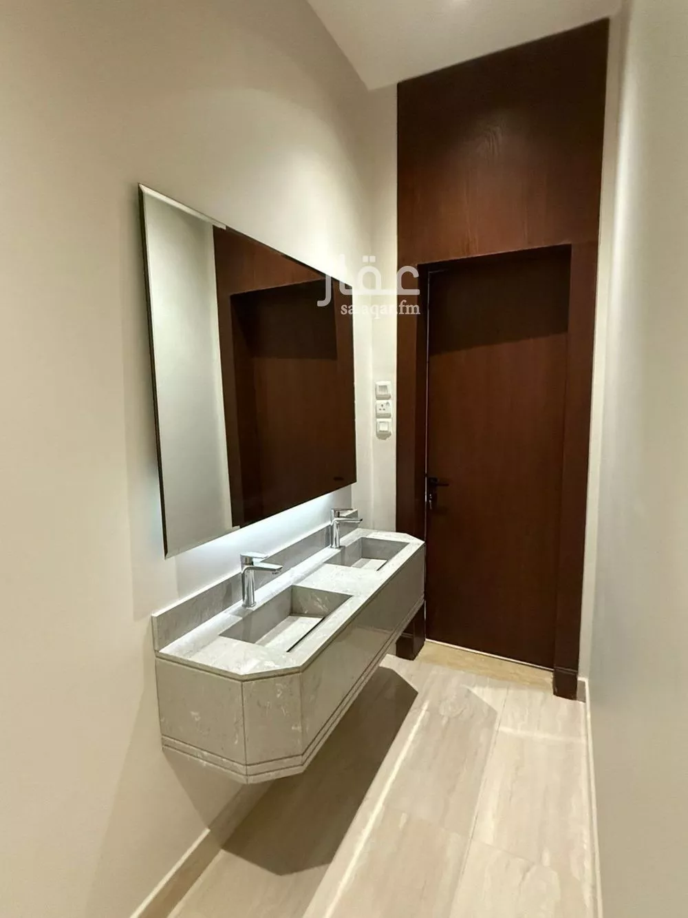 شقة 4 غرف في الرمال 4