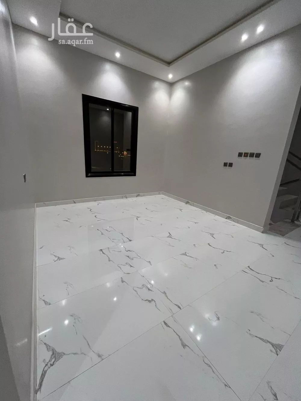 فيلا 5 غرف في النرجس 5