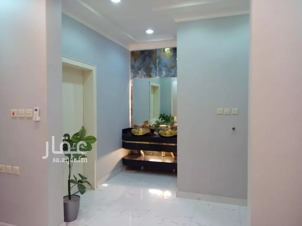 13 bedroom villa in Al Aridh 4
