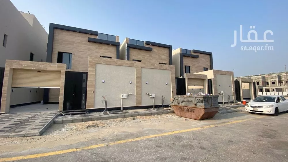 فيلا 6 غرف في الامواج 1