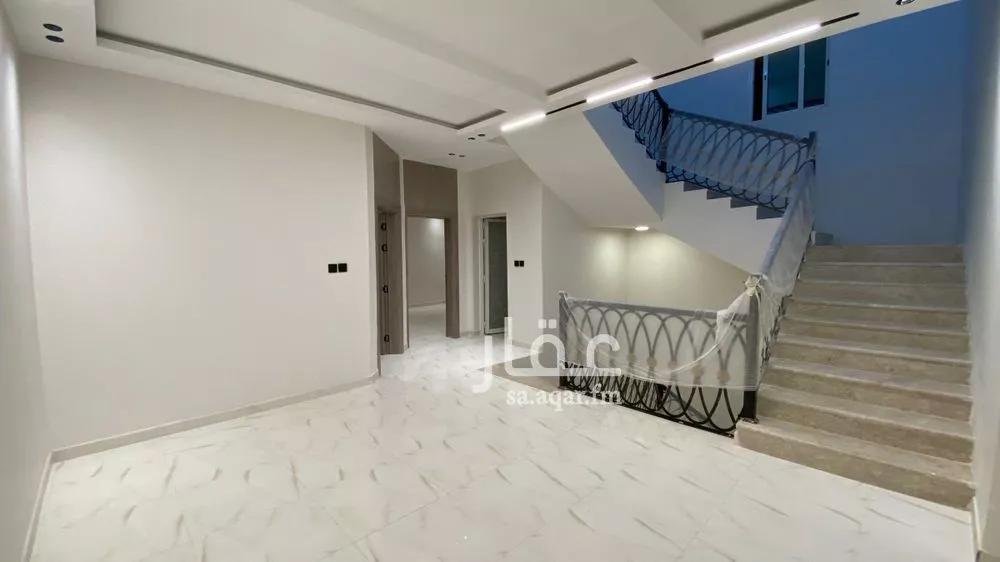 فيلا 7 غرف في الامواج 3