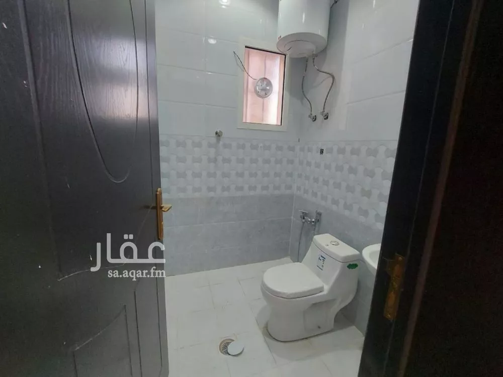 فيلا 7 غرف في الرمال 2