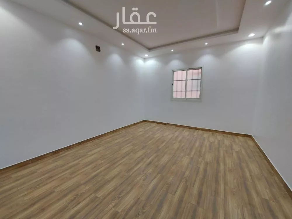 فيلا 7 غرف في الرمال 3