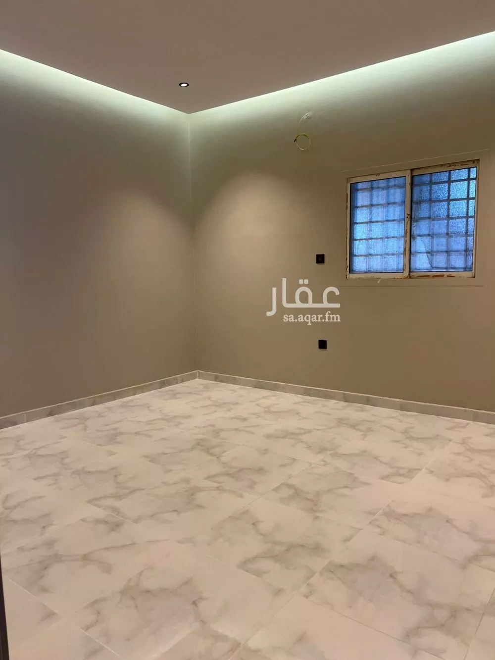 شقة 1 غرف في الخليج 4