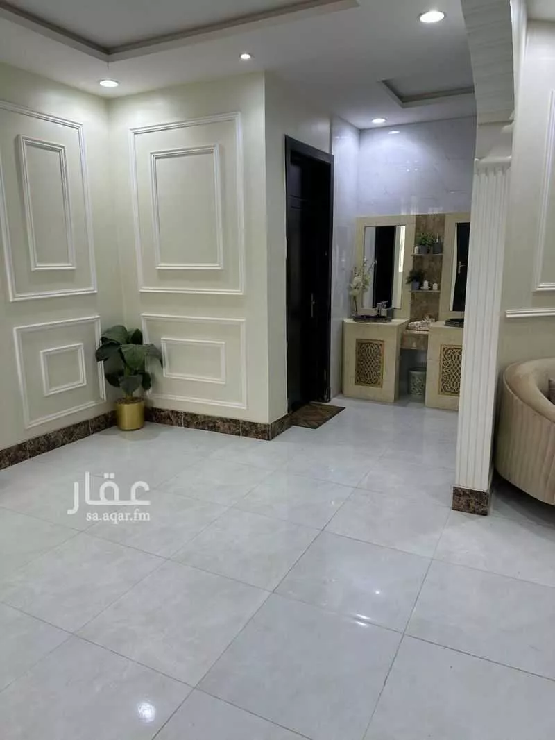4 bedroom villa in Okaz, Riyadh 6