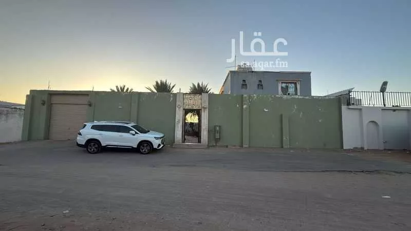 4 bedroom villa in Al Quraynah, Jeddah 7