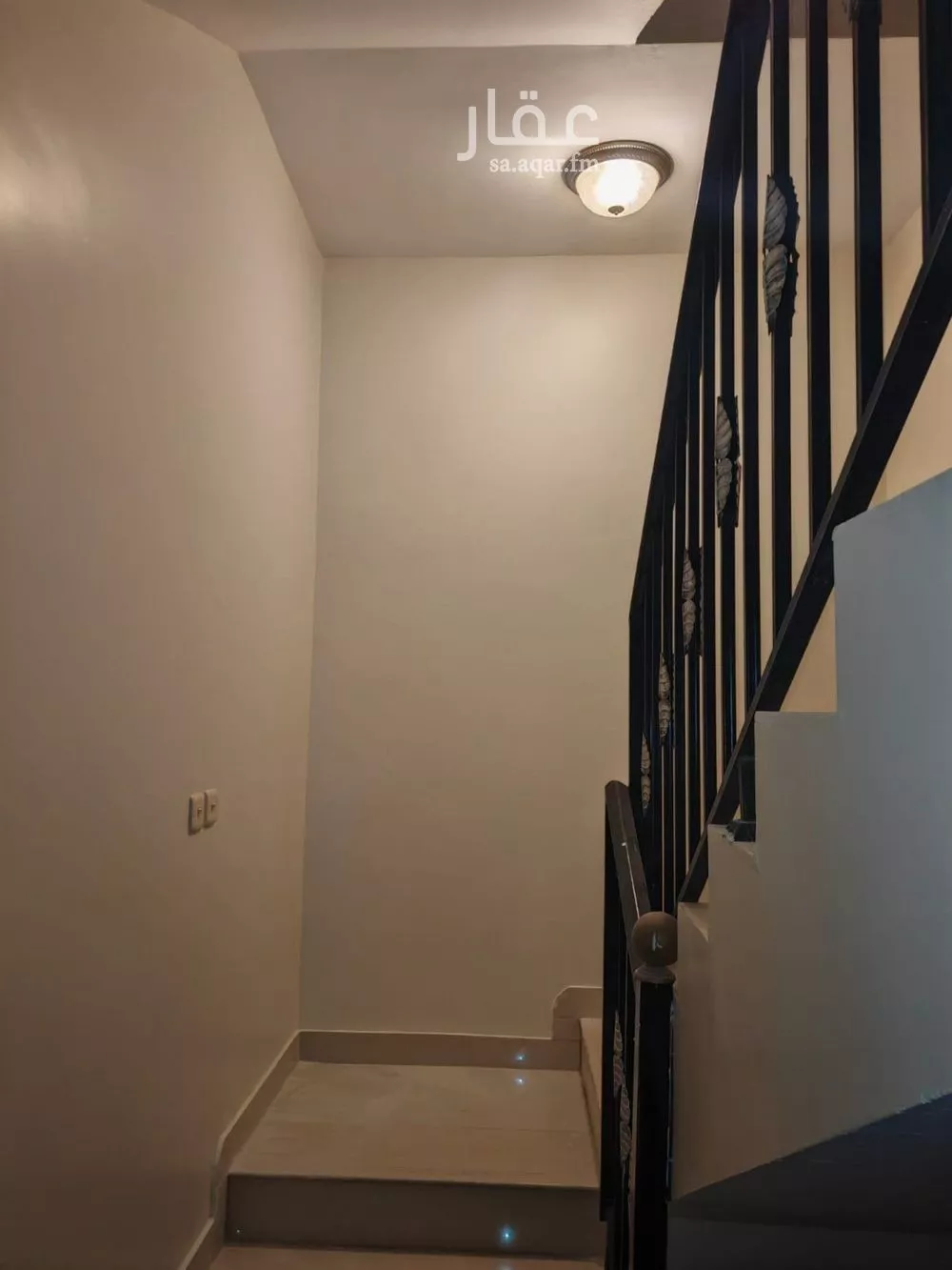 3 bedroom floor in Al Yasmin 4