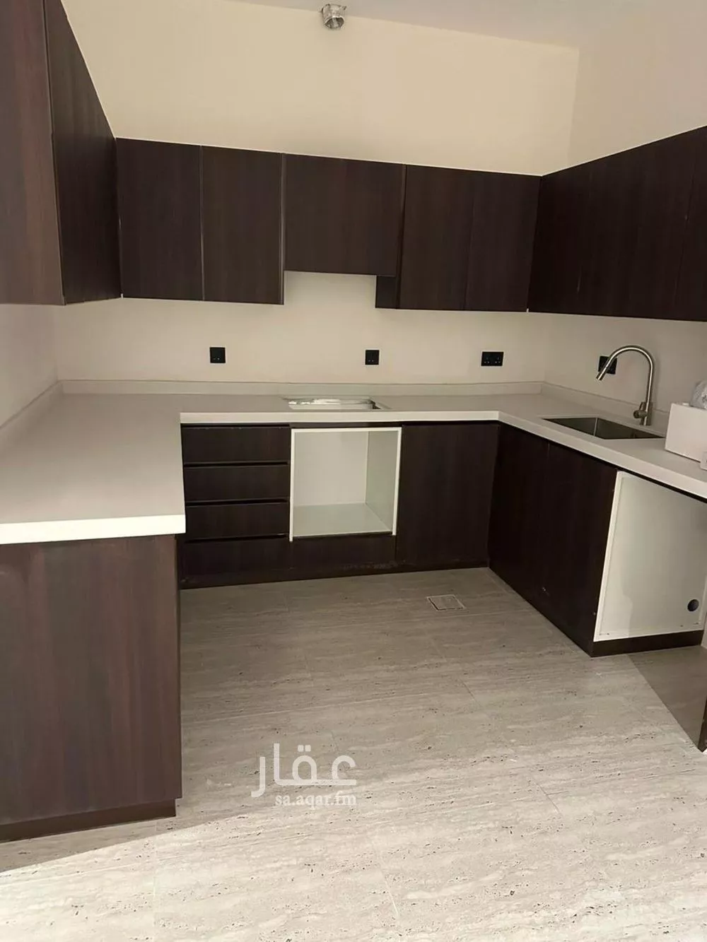 شقة 3 غرف في النرجس 1