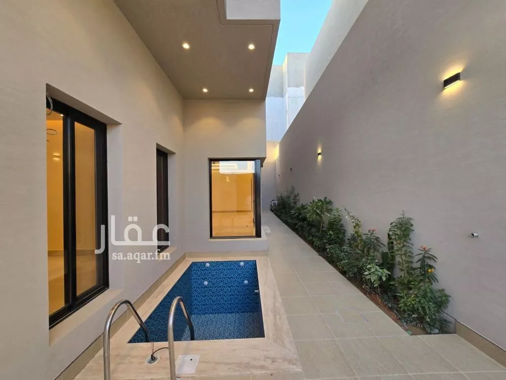 فيلا 5 غرف في النرجس 4