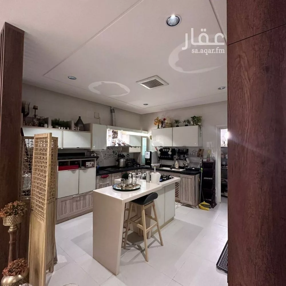 4 bedroom villa in Al Sahafah, Riyadh 9