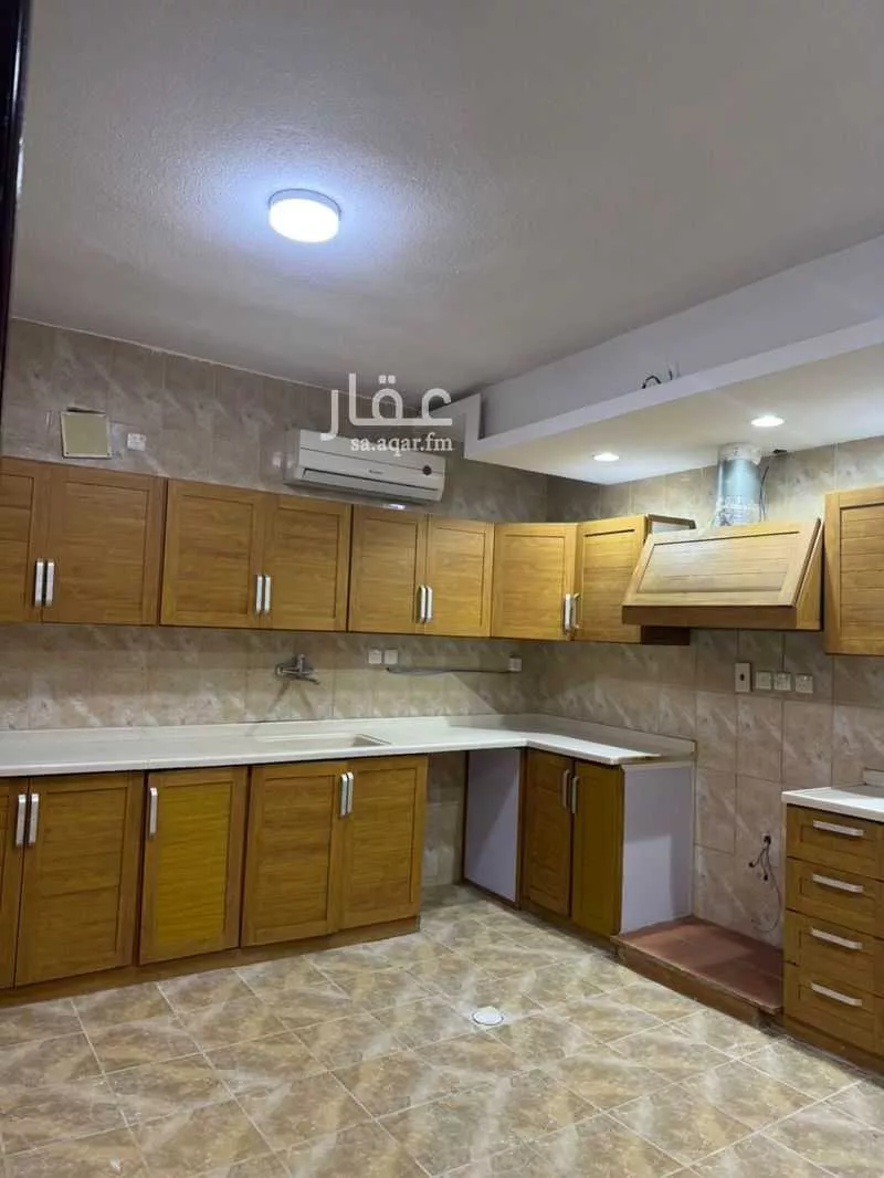 فيلا 6 غرف في قرطبة 3