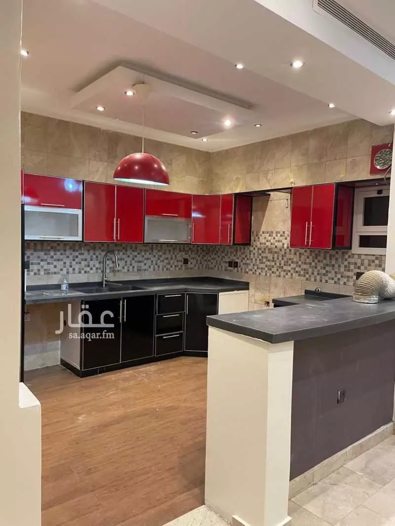4 bedroom apartment in Al Rawdah 3