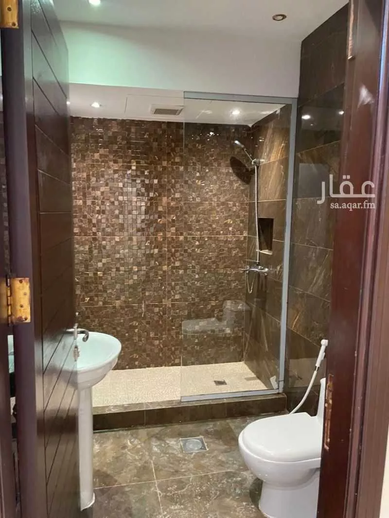 4 bedroom apartment in Al Rawdah 5