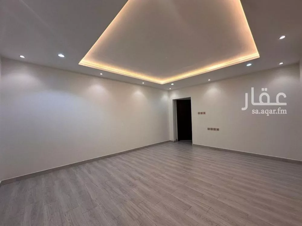 3 bedroom floor in Al Yarmouk 4