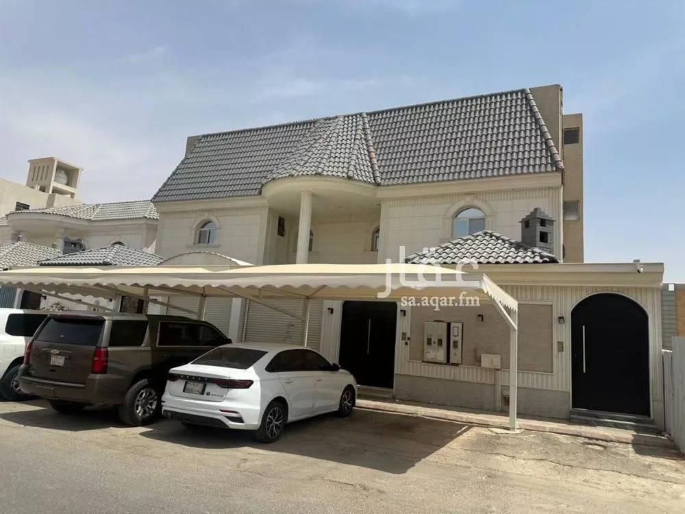 3 bedroom floor in Al Yarmouk 1