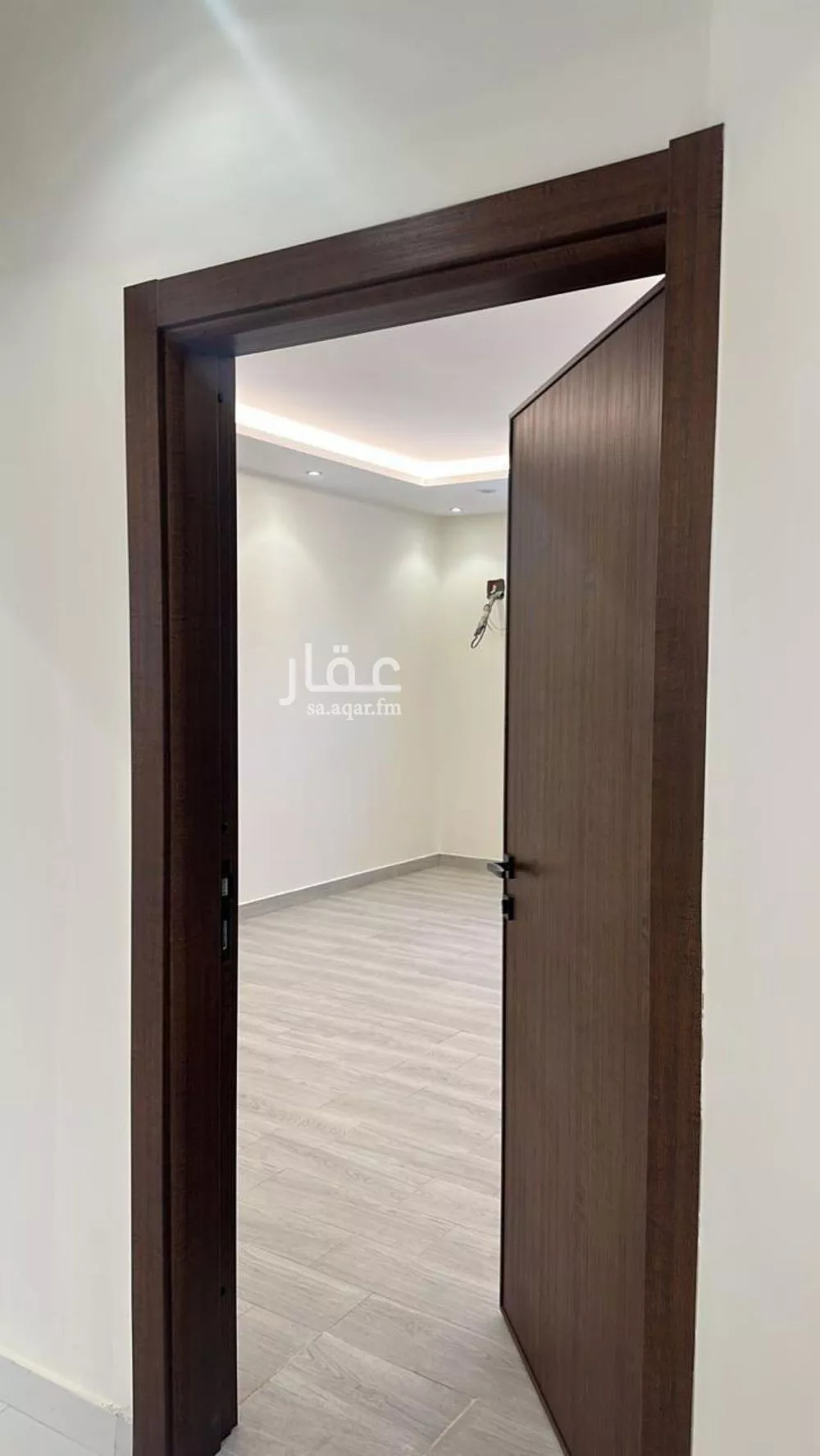 3 bedroom floor in Al Yarmouk 2