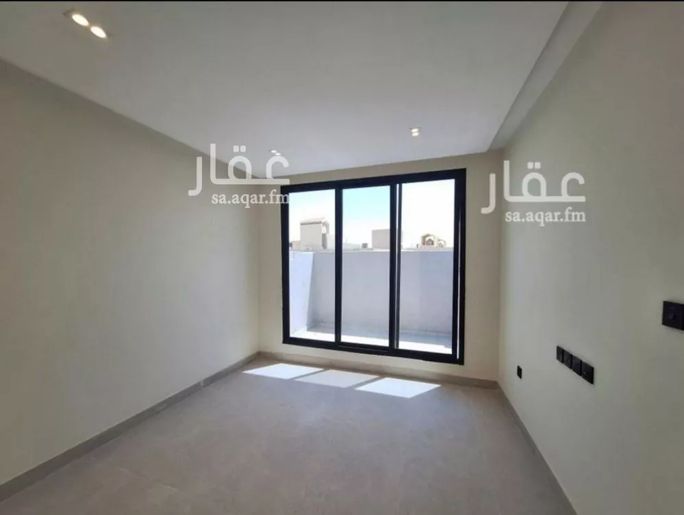 دور 3 غرف في السعادة 1