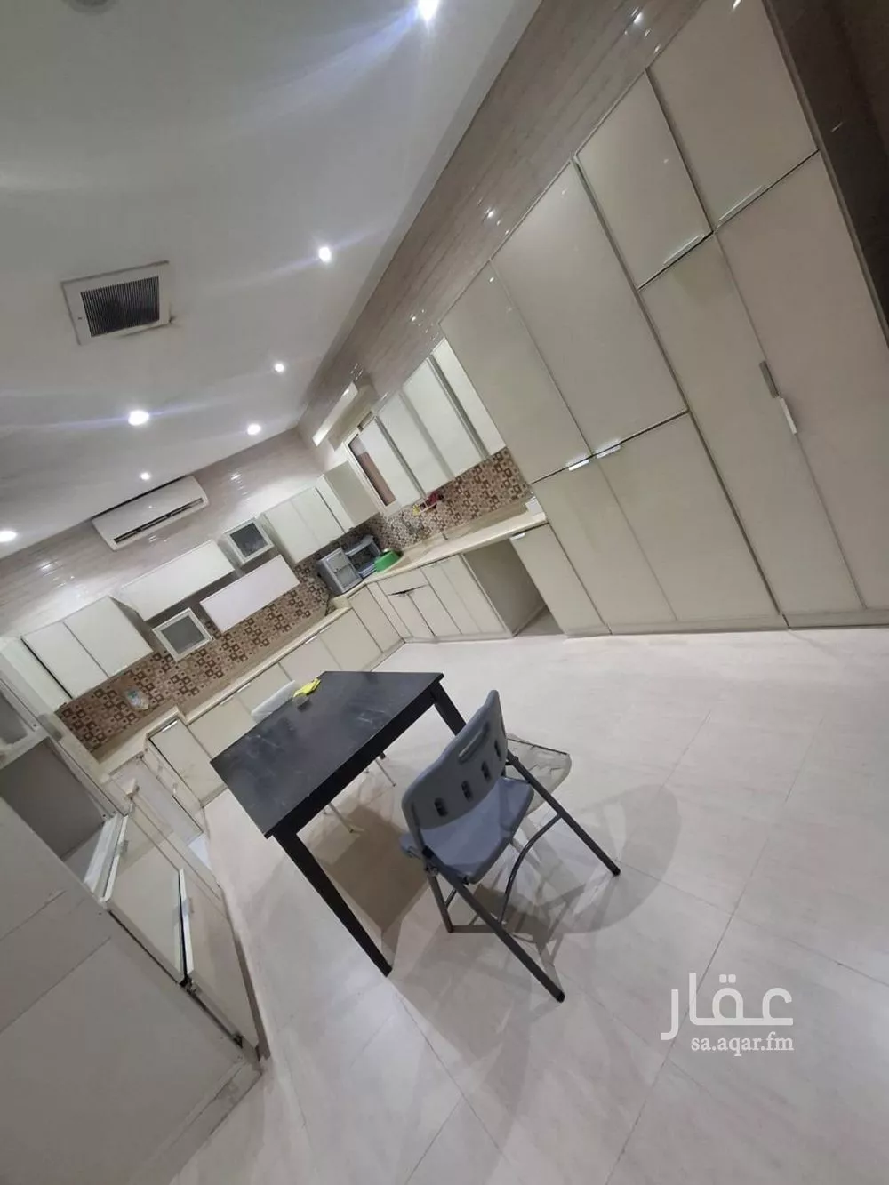 6 bedroom villa in Irqah, Riyadh 5