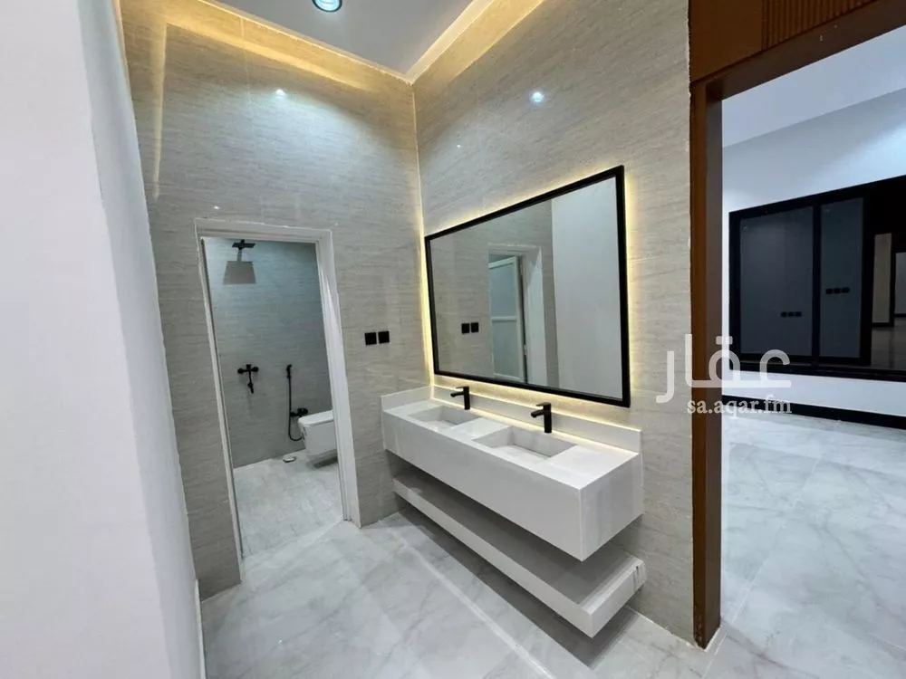 3 bedroom floor in Dirab 5