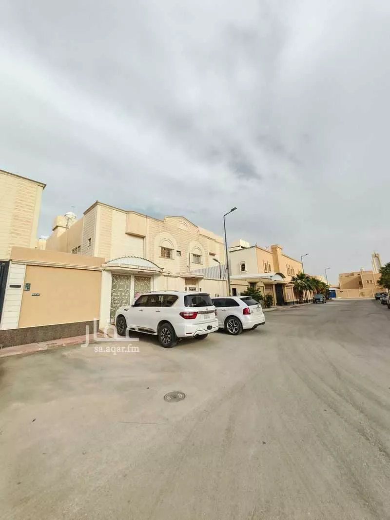 9 bedroom villa in At Taawon 3